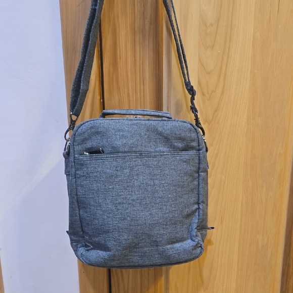 Lug Ranger (Heather Gray) and Matching Rodeo Wallet - Picture 3 of 8